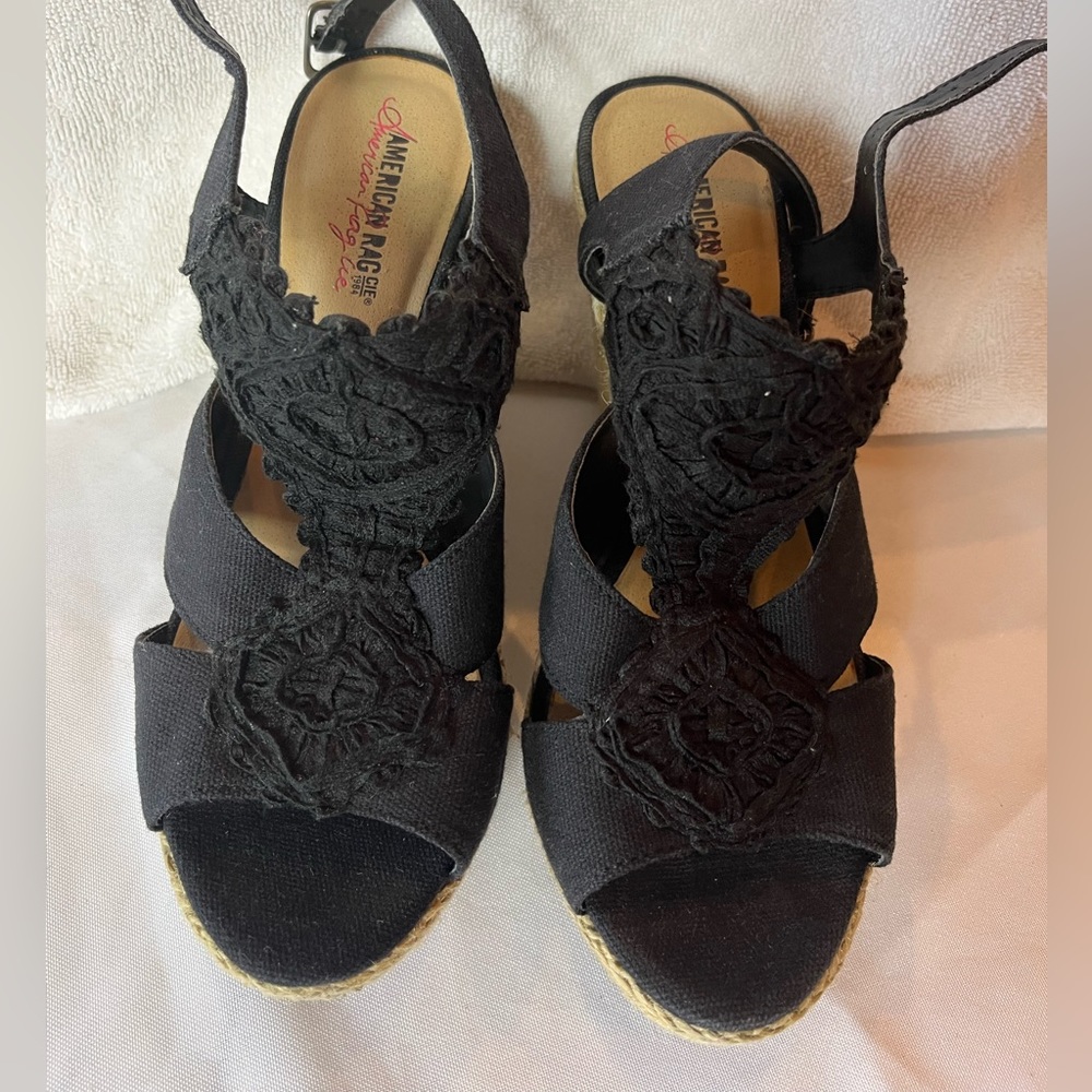 American Rag Women’s Wedge Shoe Black Size 8.5 with decorative laced details